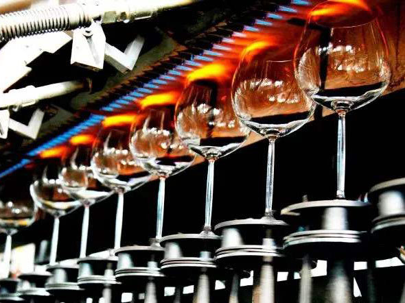 Blog công ty mới nhất về Cuộc thảo luận về dự án EPC thủy tinh bàn giữa JEFFER và United Glass
