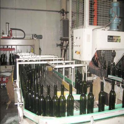 mua Dây chuyền sản xuất chai thủy tinh 150TPD công nghiệp với máy tạo hình thủy tinh 380V sản xuất trực tuyến